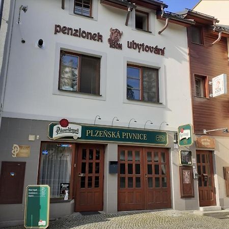 Ubytovani Nad Bisonem Хлинско Екстериор снимка