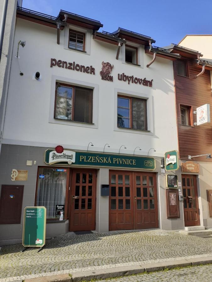 Ubytovani Nad Bisonem Хлинско Екстериор снимка